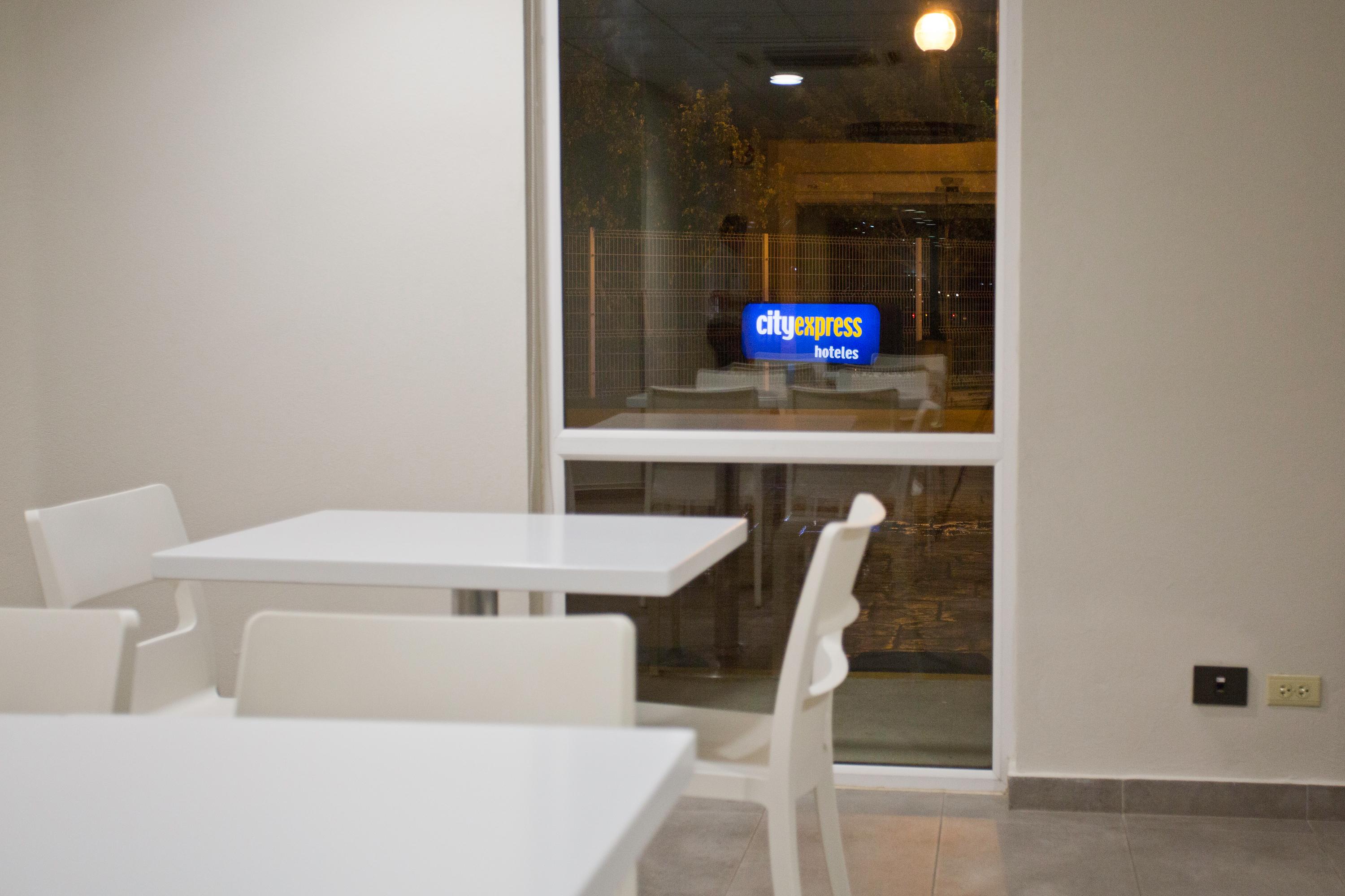 City Express By Marriott Chetumal Exterior photo