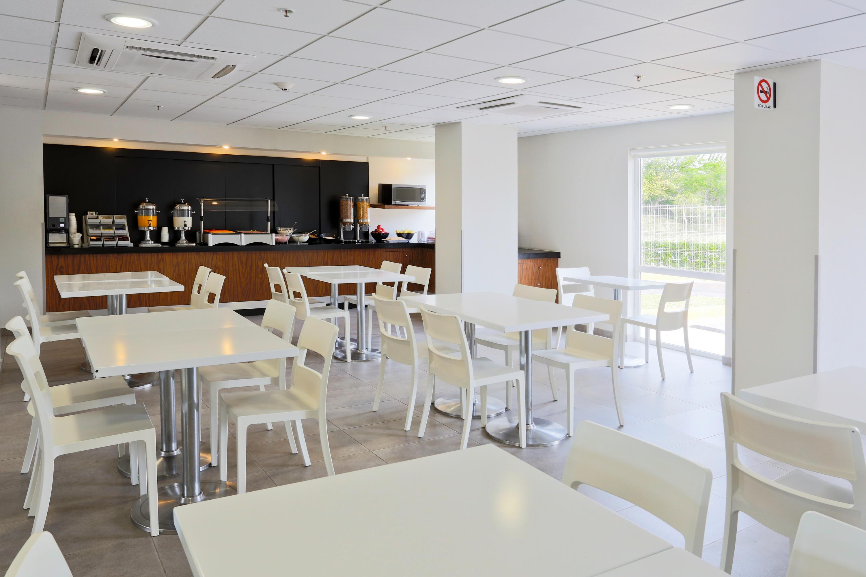 City Express By Marriott Chetumal Exterior photo