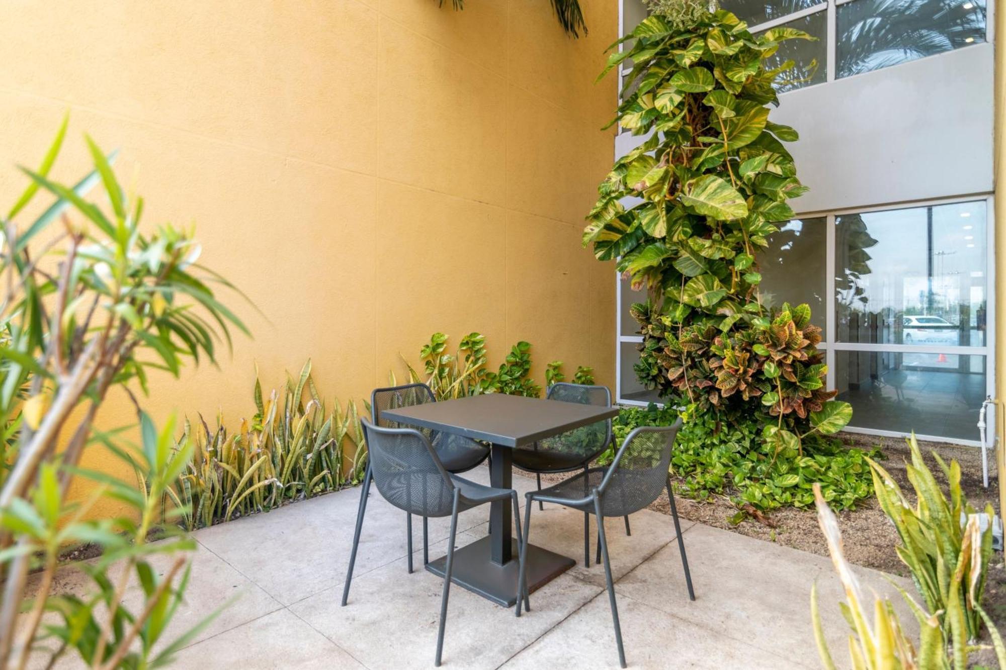 City Express By Marriott Chetumal Exterior photo